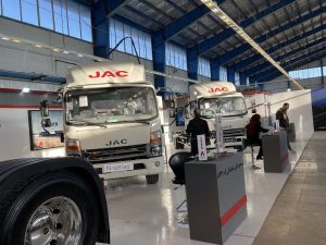 کامیونت Jac-N-series در دوازهمین نمایشگاه تخصصی خودرو، قطعات یدکی کرمانشاه